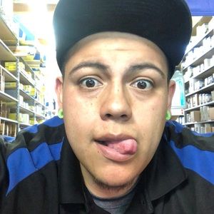 Meet your Posher, Javier